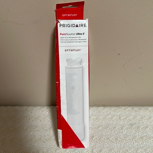 Frigidaire EPTWFU01 Water Filtration Filter, 1 Count, White - Picture 1 of 8